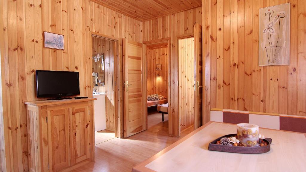 Camping Bungalow Serra De Prades Resort Vilanova de Prades 객실 사진